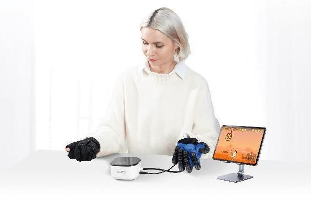 Robotisk håndrehabiliteringshanske